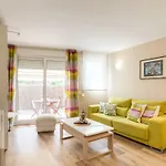 Cozy Loft Near The Апартаменти *